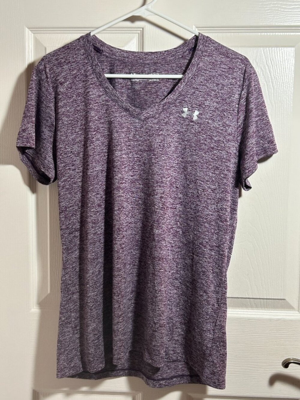 Under Armour Women's Short Sleeve V-Neck Tee - Heather Purple Size L